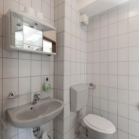 Downtown Private Mandic * Supetar