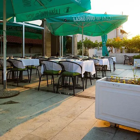 Downtown Private Mandic *