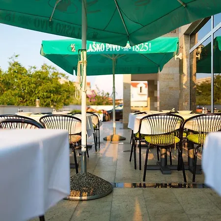 Downtown Private Mandic Villa