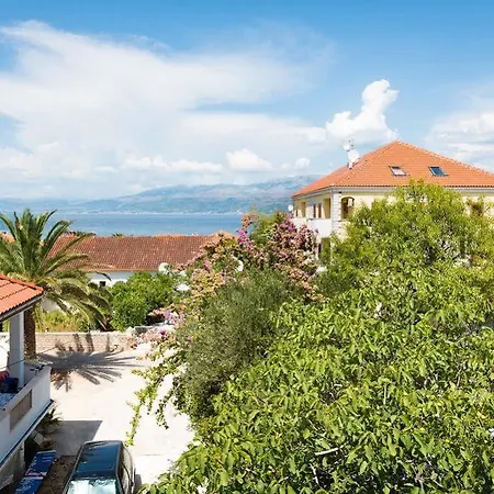 Vila Downtown Private Mandic Supetar