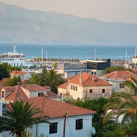 Downtown Private Mandic * Supetar