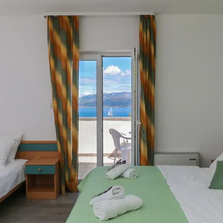 Downtown Private Mandic