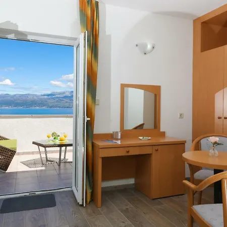 Downtown Private Mandic