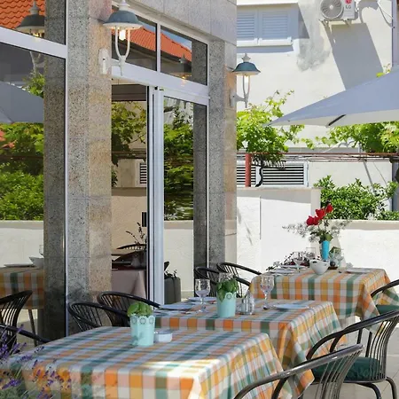 Villa Downtown Private Mandic Supetar