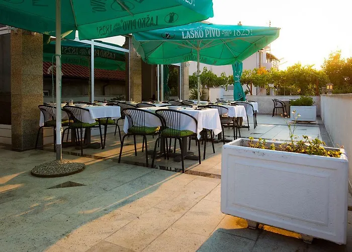 Downtown Private Mandic *