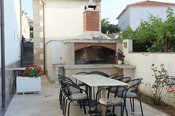 Downtown Private Mandic *