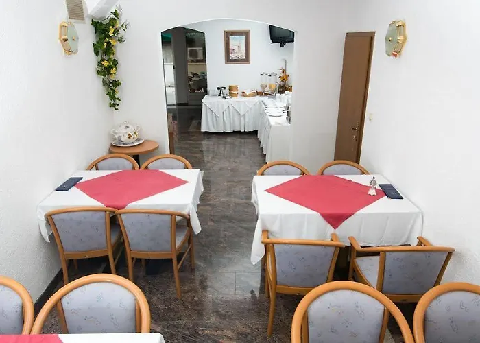 Downtown Private Mandic Supetar