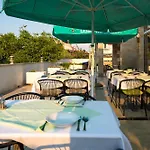 Downtown Private Mandic 3* Supetar