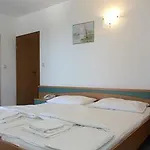 Downtown Private Mandic 3*