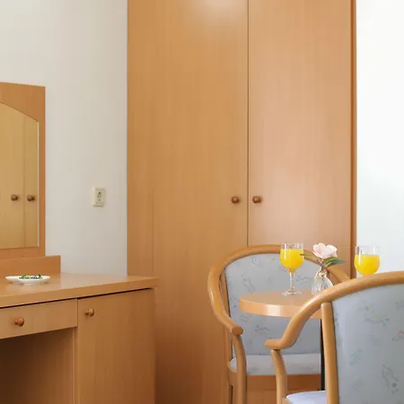 Downtown Private Mandic 苏佩塔尔