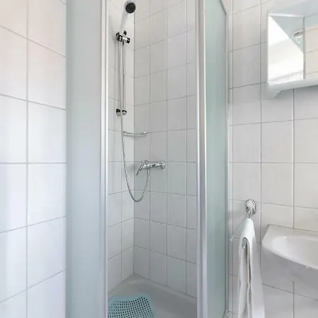 بيت ضيافة Downtown Private Mandic سوبيتار