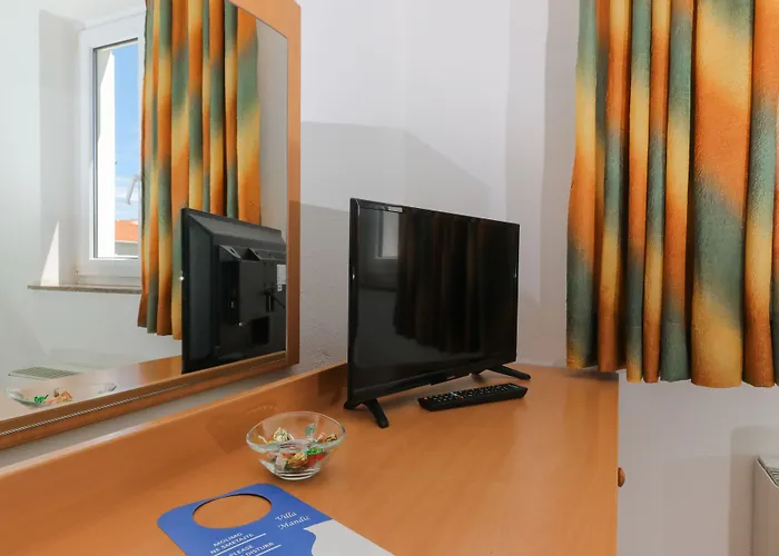 Downtown Private Mandic Villa Supetar