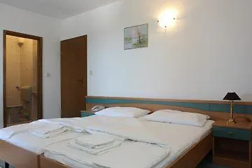 Downtown Private Mandic *