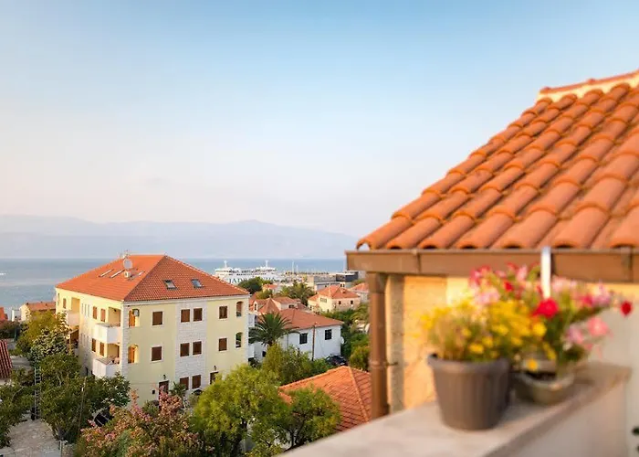 Downtown Private Mandic 3* Supetar