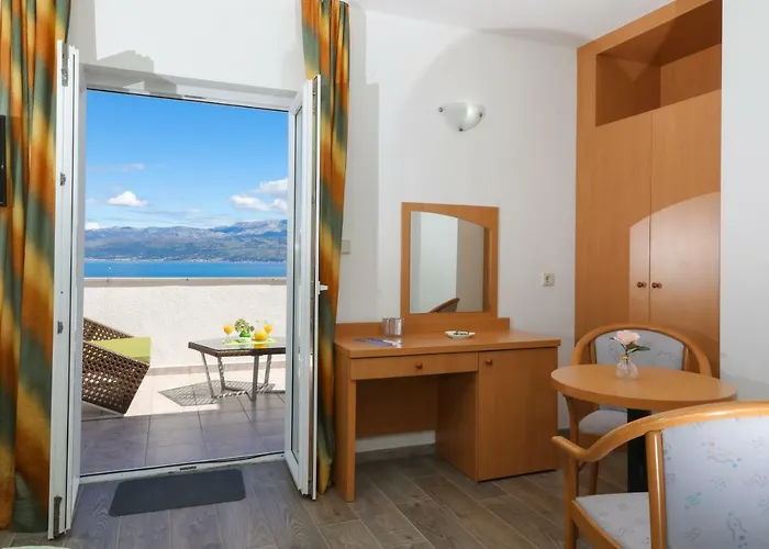 Downtown Private Mandic