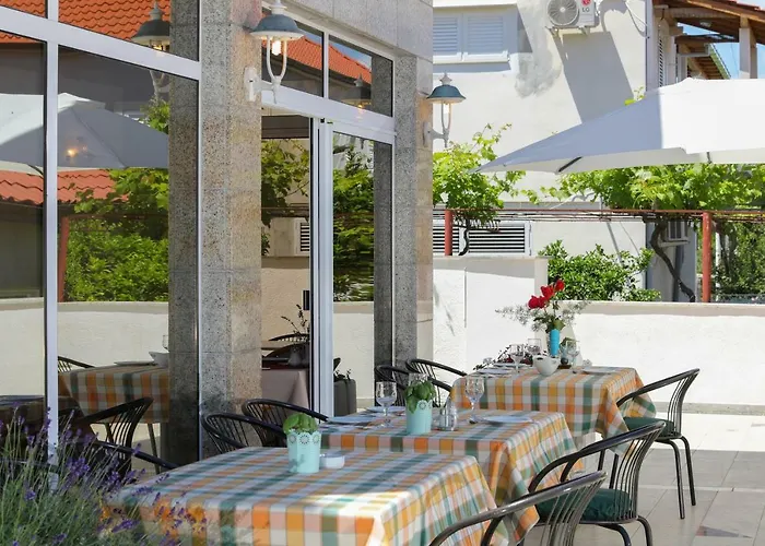 Πανσιόν Downtown Private Mandic Supetar